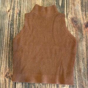 Vici sleeveless turtleneck sweater